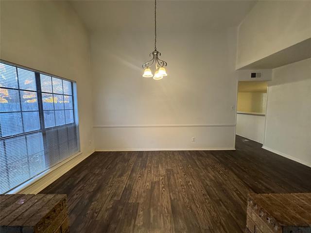 Building Photo - 2905 Woodlark Dr