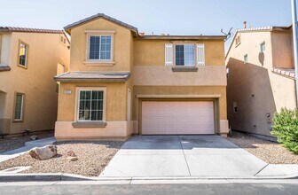 Building Photo - Charming 5-Bedroom Home in the Heart of Las Vegas