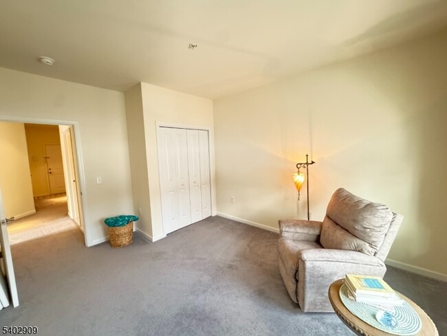 Building Photo - 169 Tarrington Rd