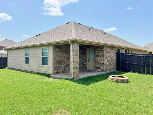 Building Photo - 222 Thoroughbred St