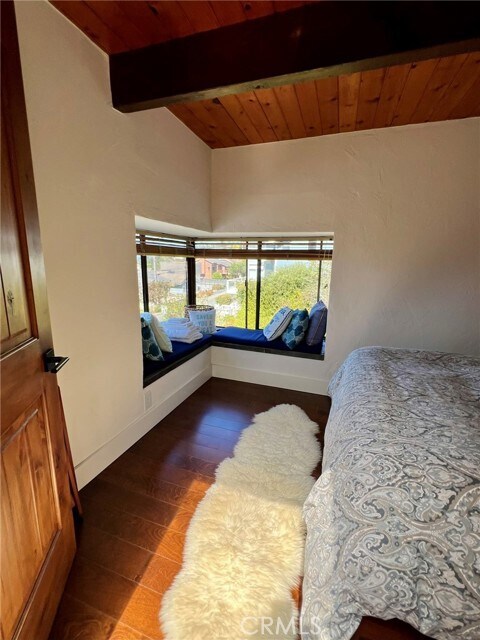 Building Photo - 610 Ardath Dr