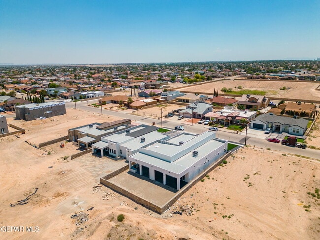 Building Photo - 11337 Ardelle Ave