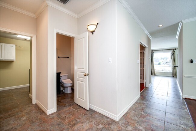 Building Photo - 3135 Old Masters Dr