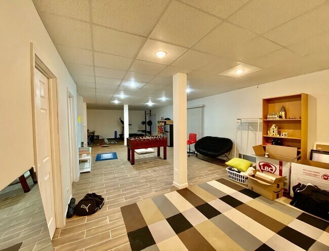 Building Photo - 3220 Indian Creek Dr