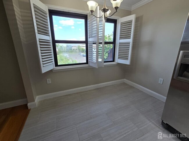 Building Photo - 144 Beverly Hl Ter