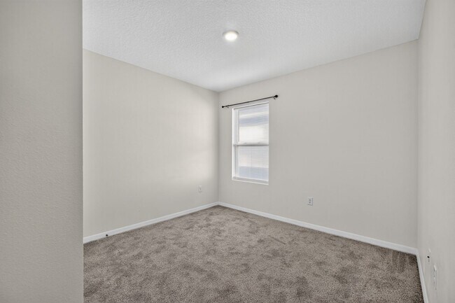 Building Photo - 537 Talisi Lp