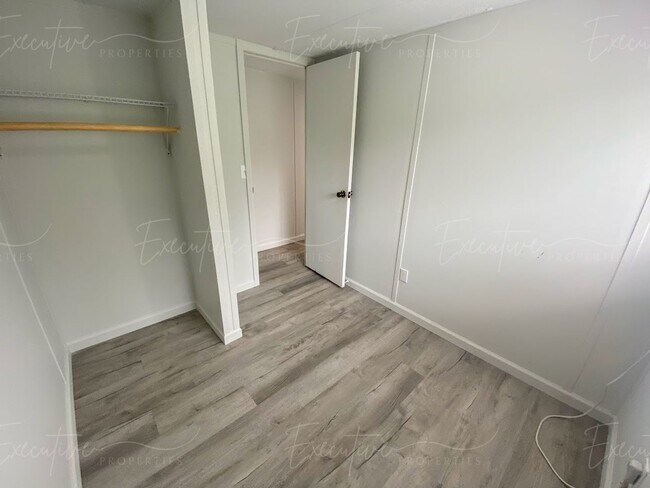 Building Photo - Recently Remodeled 3-Bed Mobile Home in Sulphur