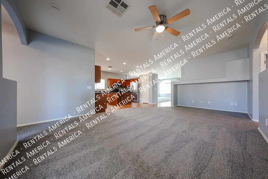 Building Photo - 18166 N Jameson Dr