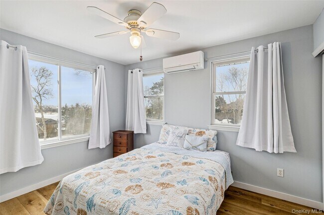 Building Photo - 80 Louse Point Rd