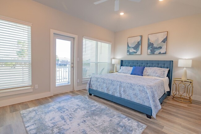Building Photo - 14010 Fortuna Bay Dr
