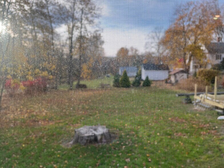 Building Photo - 130 Mount Vernon St