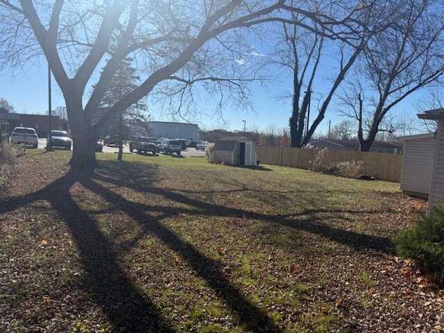 Building Photo - 105 Grandview Dr