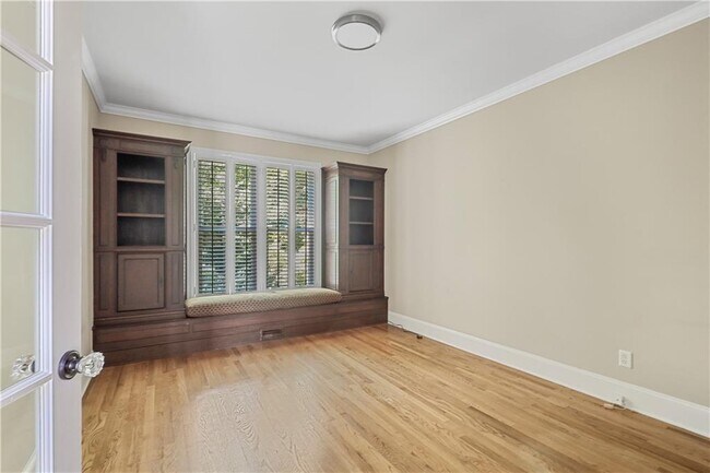 Building Photo - 2381 Oak Grove Meadows