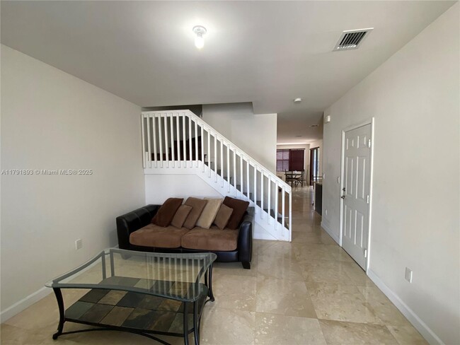 Building Photo - 10336 NW 70th Terrace