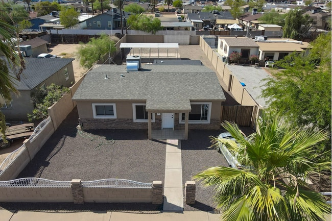 Building Photo - 2Bed/2Bath House at Van Buren St/27th Ave! Move-In Ready on 10/15/2026! – NO HOA! RV GATE!