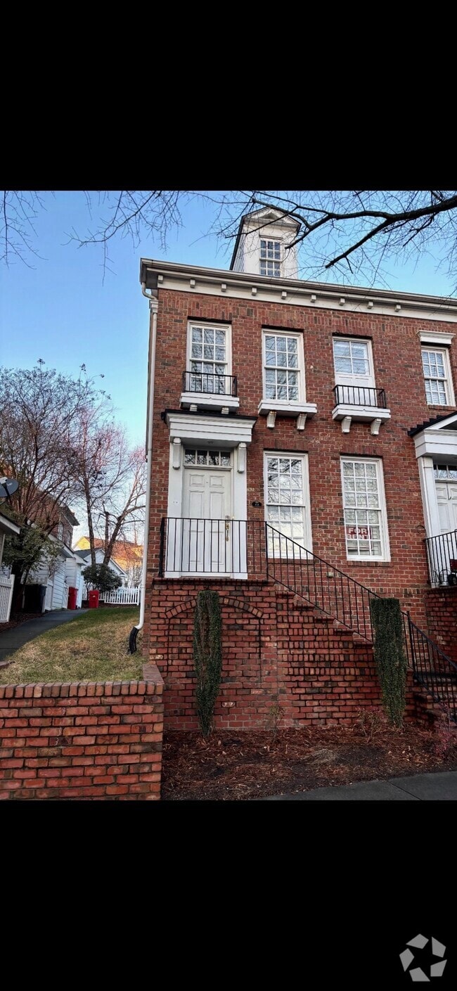 Building Photo - 458 Davidson Gateway Dr