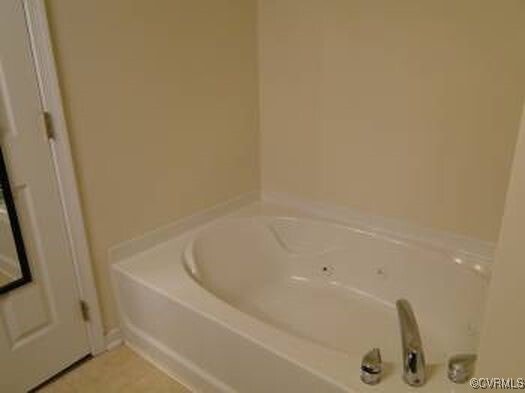 Building Photo - 839 Parkland Pl