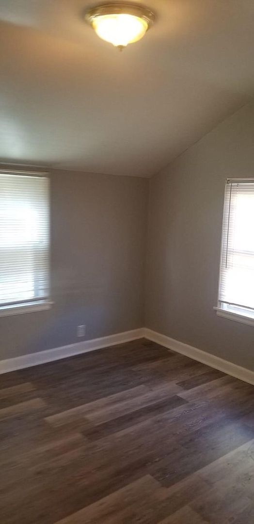 Building Photo - 4228-4230 N 39th St