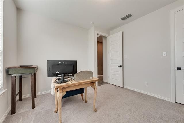 Building Photo - 1549 Eleanor Dr