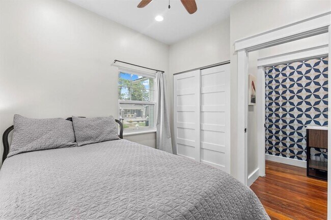 Building Photo - 309 Lebeau St