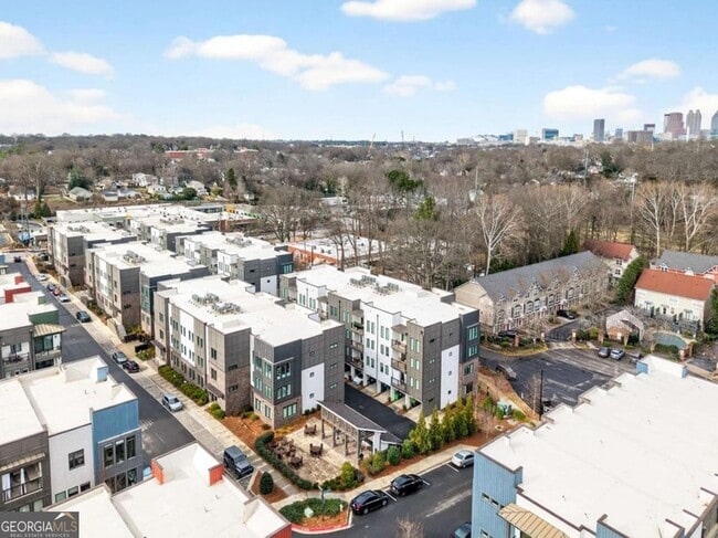 Building Photo - 377 Grant Cir SE