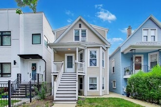 Building Photo - 4219 N Albany Ave