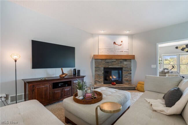 Building Photo - 520 Pga Blvd