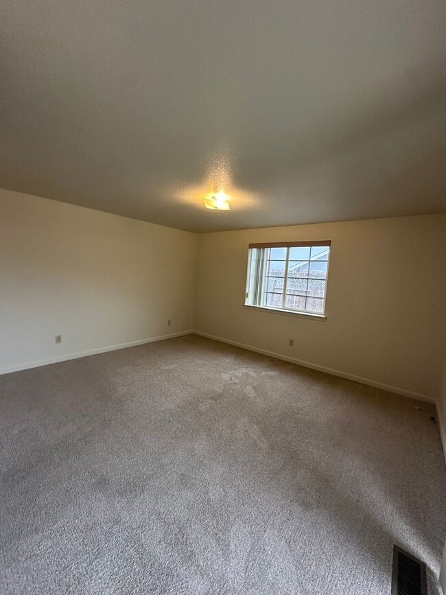 Building Photo - Carson City Home for Rent