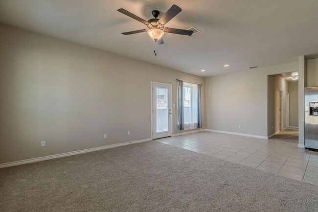 Building Photo - 384 Witchhazel Way