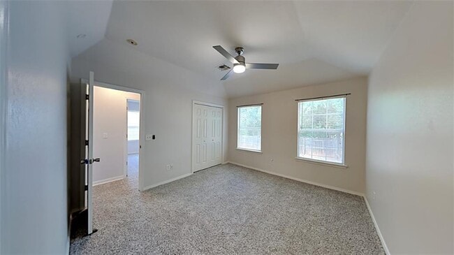 Building Photo - 1117 Cedarcrest St
