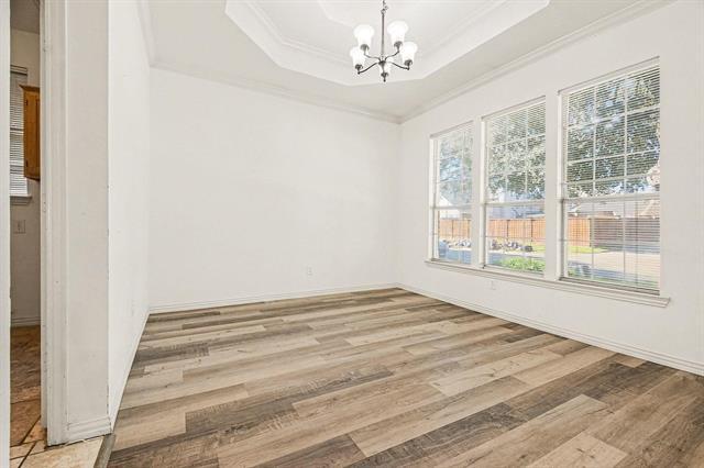 Building Photo - 1005 Creek Bend