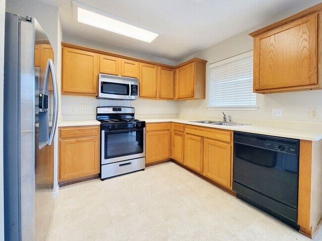 Building Photo - 17412 Casa Piedra Pl