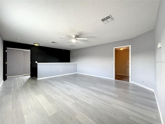 Building Photo - 10041 Oak Quarry Dr