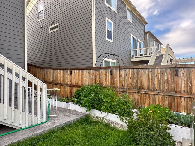 Building Photo - This is what a dream home looks like!