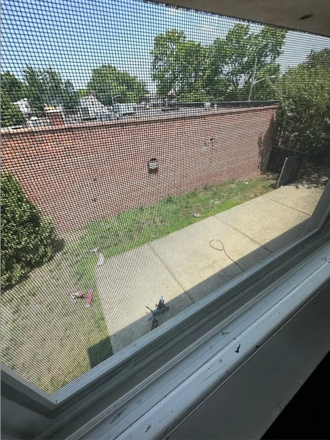 Building Photo - 137 Nassau Blvd