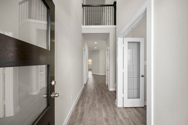 Building Photo - 32407 Hamilton Crest Dr