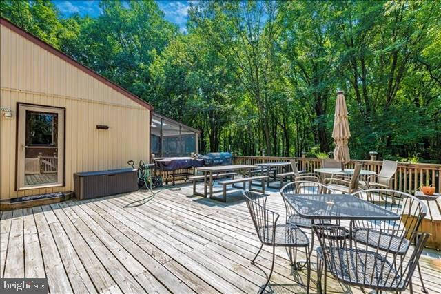 Outside porch - 2903 Loch Haven Ct