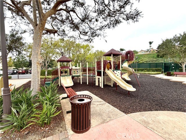 Building Photo - 24911 Laguna Vista