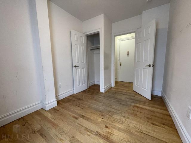 Building Photo - 2 bedroom in ASTORIA NY 11106