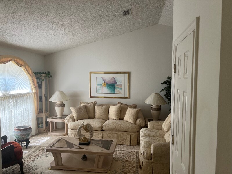 Building Photo - 11610 Higdon Dr