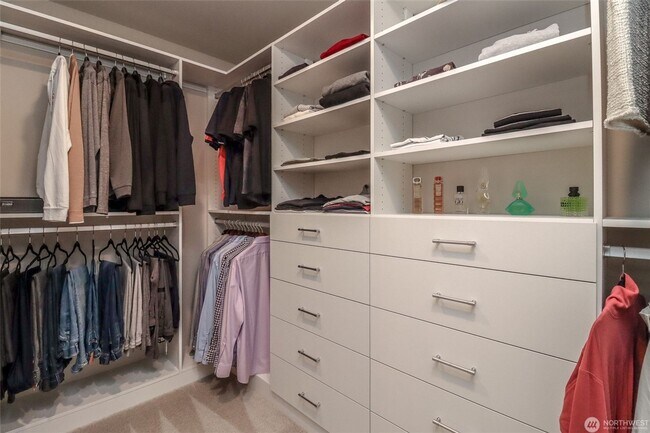 Building Photo - 16324 SE 133rd Pl