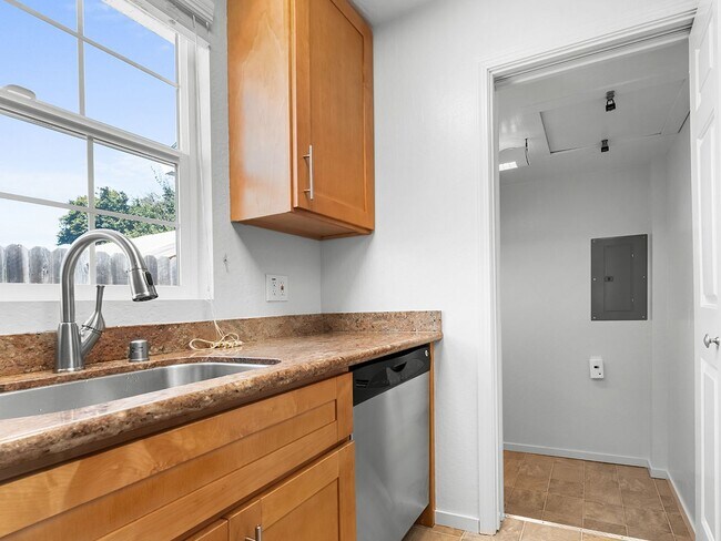 Building Photo - Updated single family home