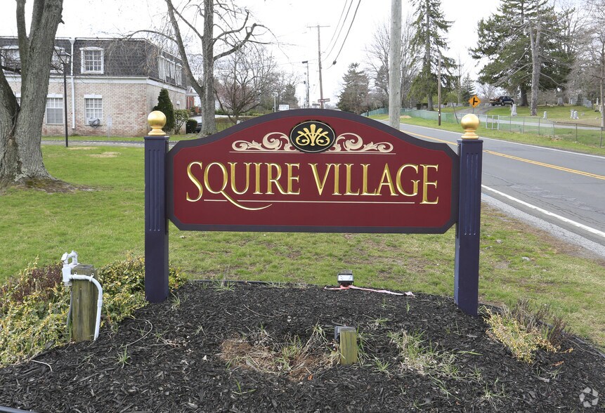 Squire Village Apartments 1 On the Green New Windsor NY 12553