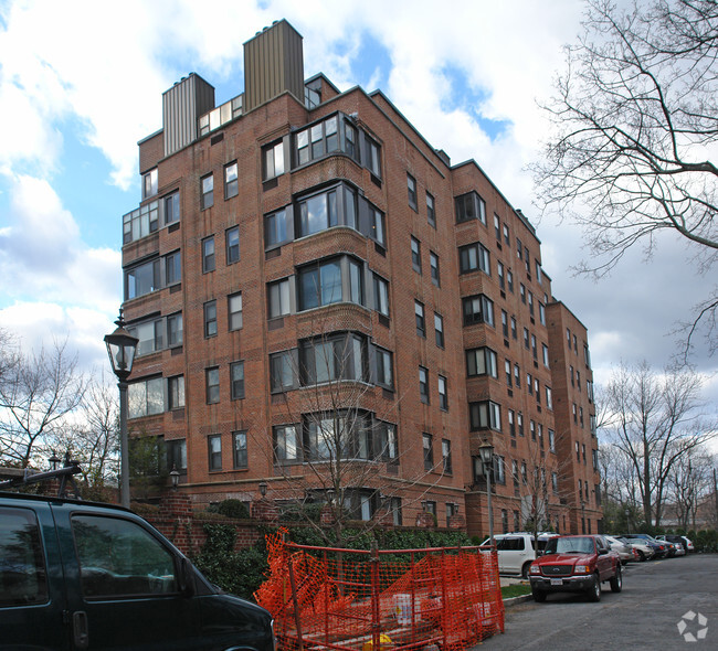 15 Lafayette Pl - 15 Lafayette Pl Greenwich CT 06830 | Apartment Finder