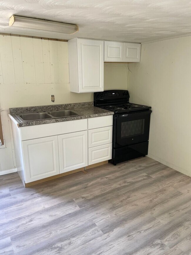 Building Photo - 849 W Hunter Run