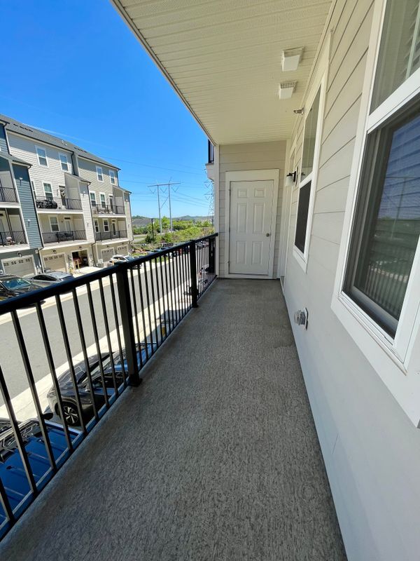 Building Photo - 14955 River Walk Way