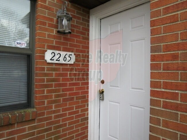 Building Photo - 2265 Hughey Dr