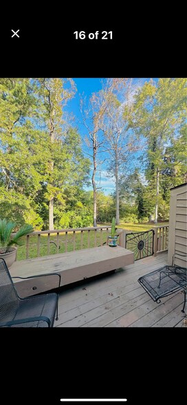 Building Photo - 217 Saint Luke Ct