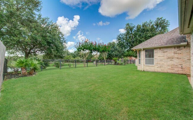 Building Photo - 4106 Angel Springs Dr