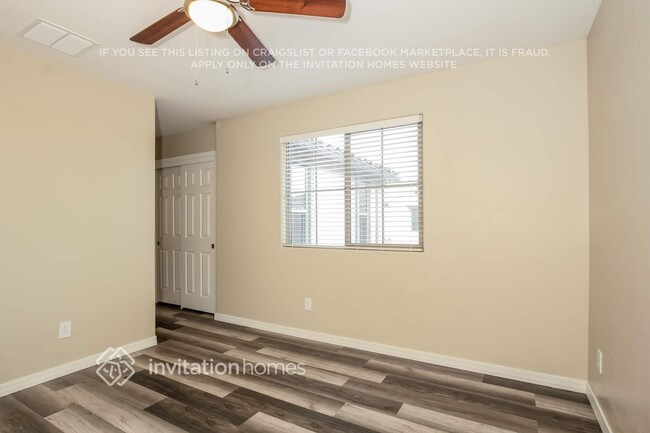 Building Photo - 16121 N 21st Ln